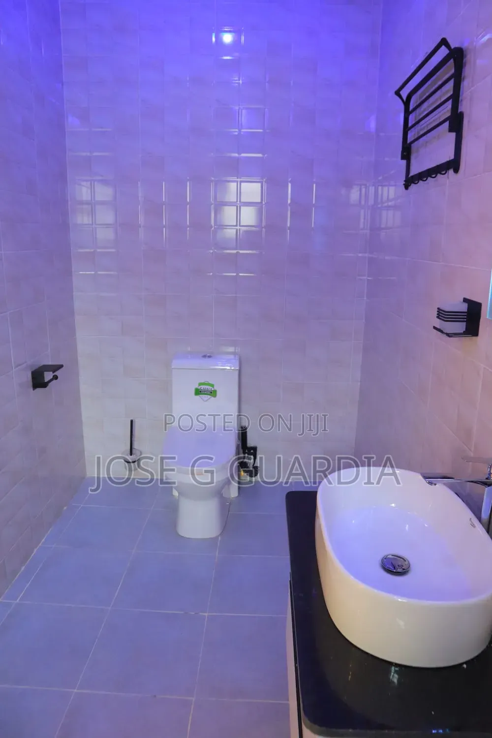 3bdrm House in Kagaa Estate, Township G for sale