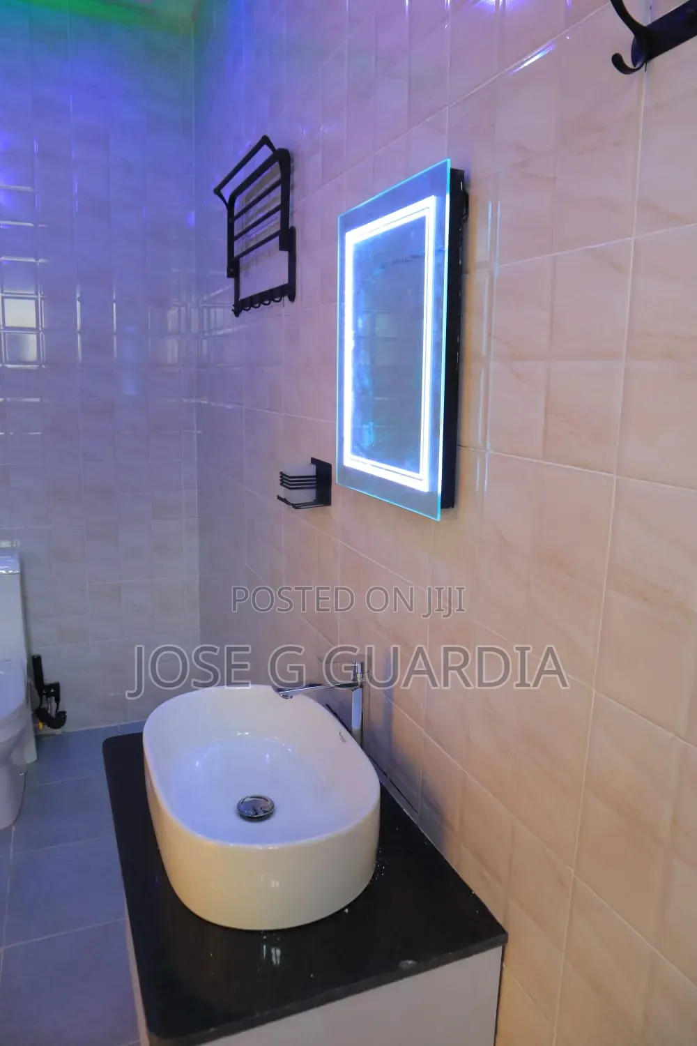 3bdrm House in Kagaa Estate, Township G for sale