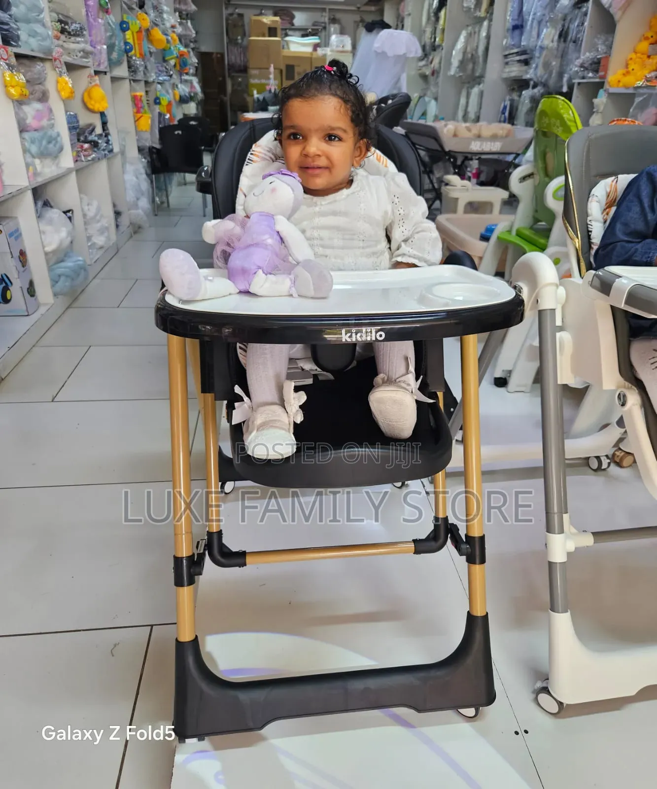 Adjustable Height Manual Swing High Chair