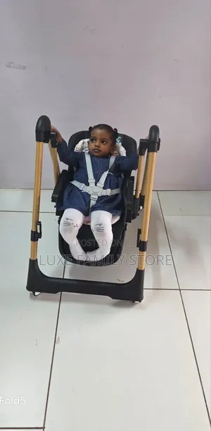 Adjustable Height Manual Swing High Chair