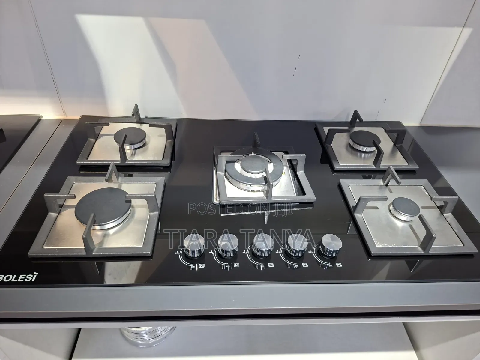 Bolesi Built in 5 Gas Tampered Glass Hob