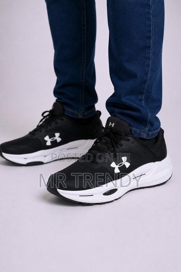 Under Armour Charged Pursuit 3 Sneakers
