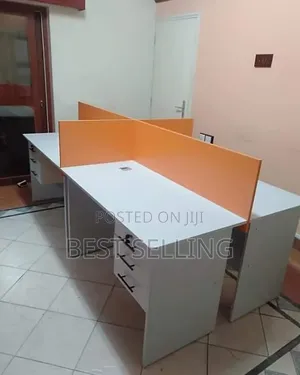 4 Way Working Station