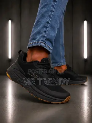 Max Cushion Running Skechers