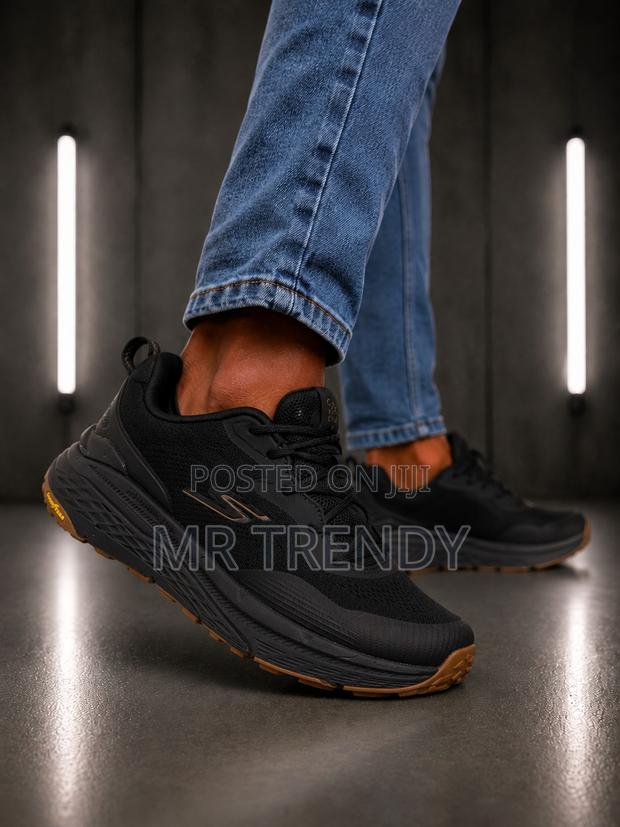 Max Cushion Running Skechers - thumbnail 3