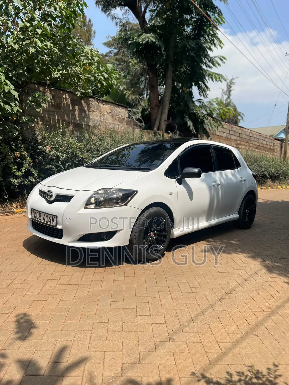 Toyota Auris 2009 White