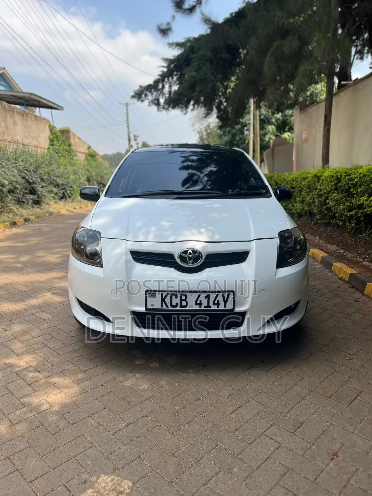 Toyota Auris 2009 White
