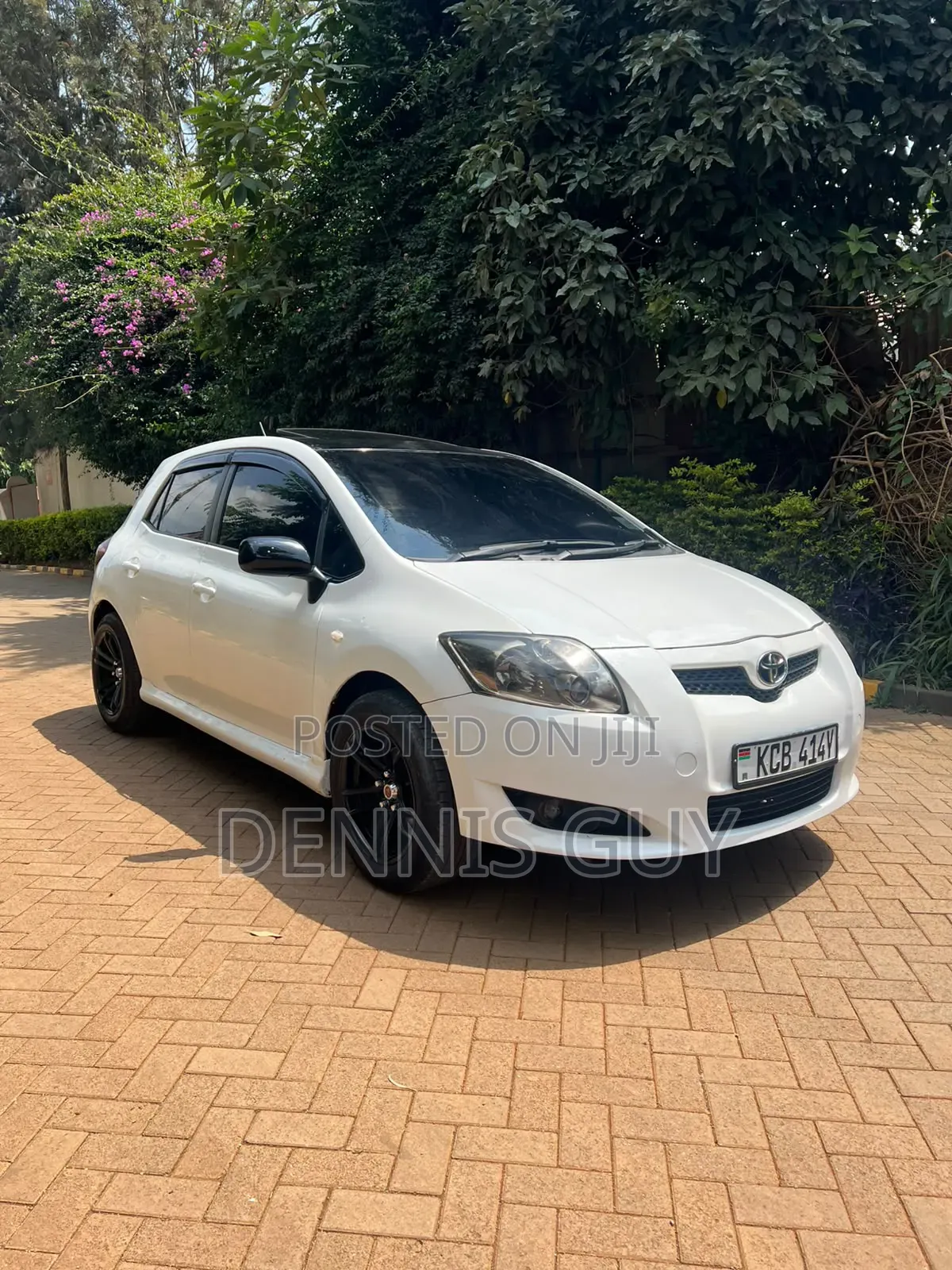 Toyota Auris 2009 White