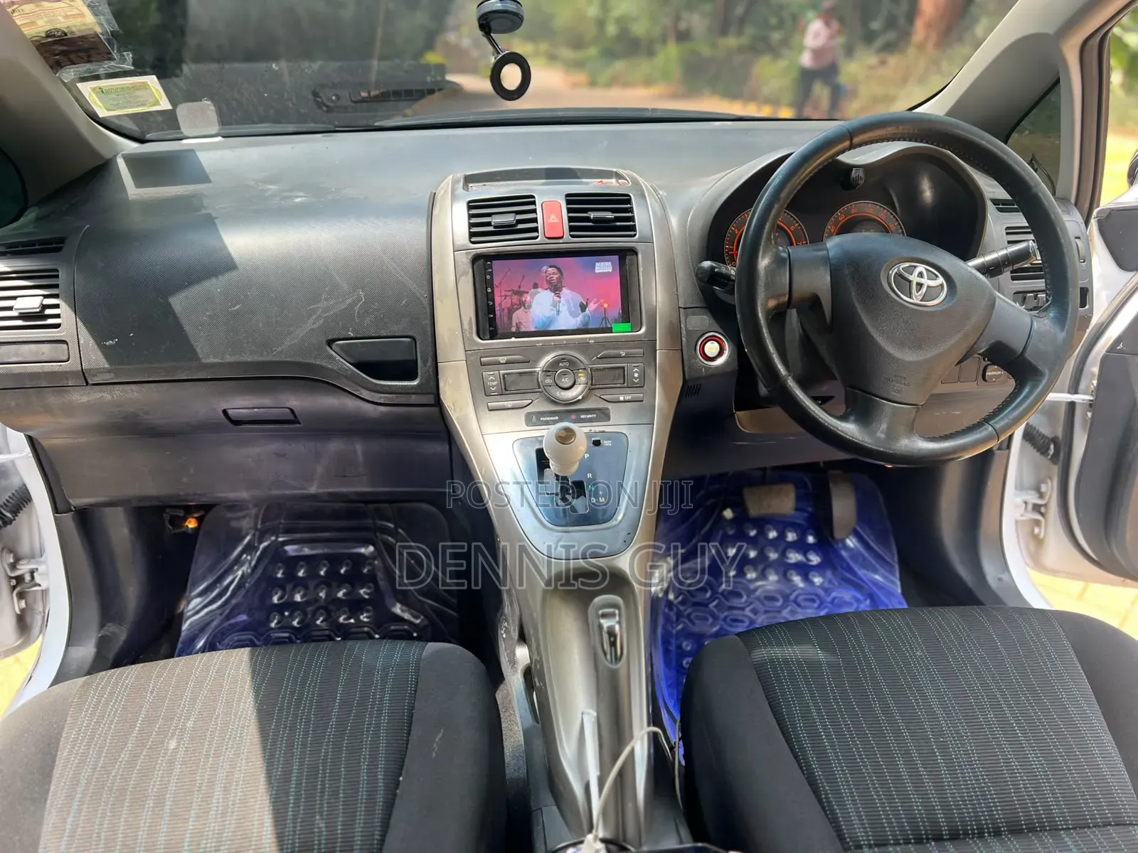 Toyota Auris 2009 White