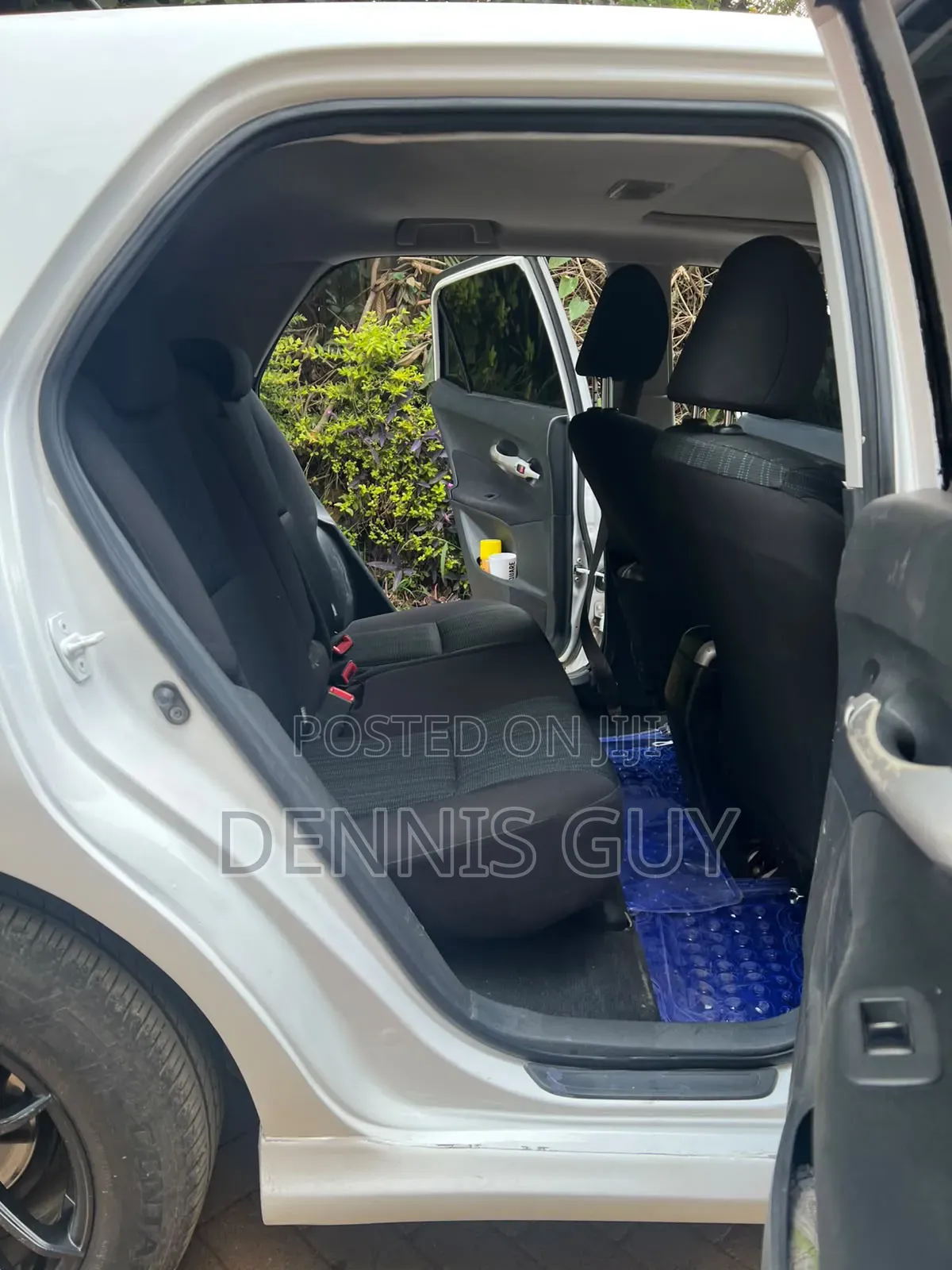 Toyota Auris 2009 White