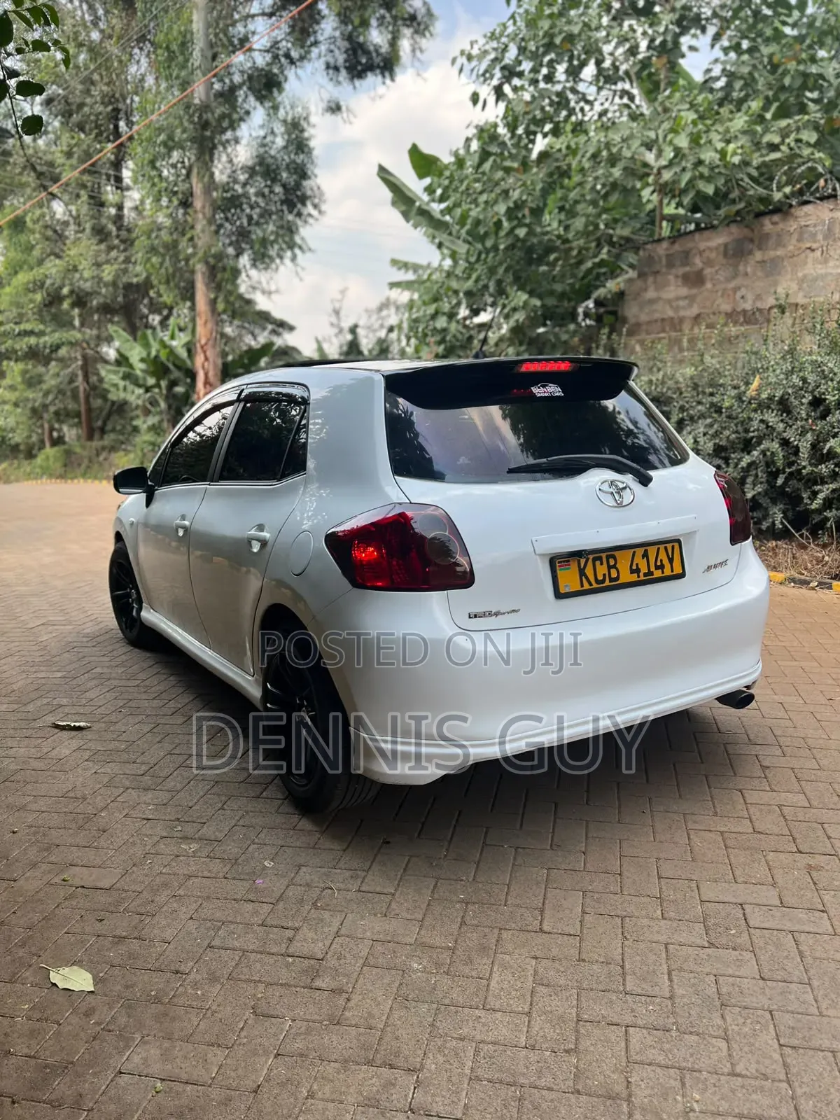 Toyota Auris 2009 White