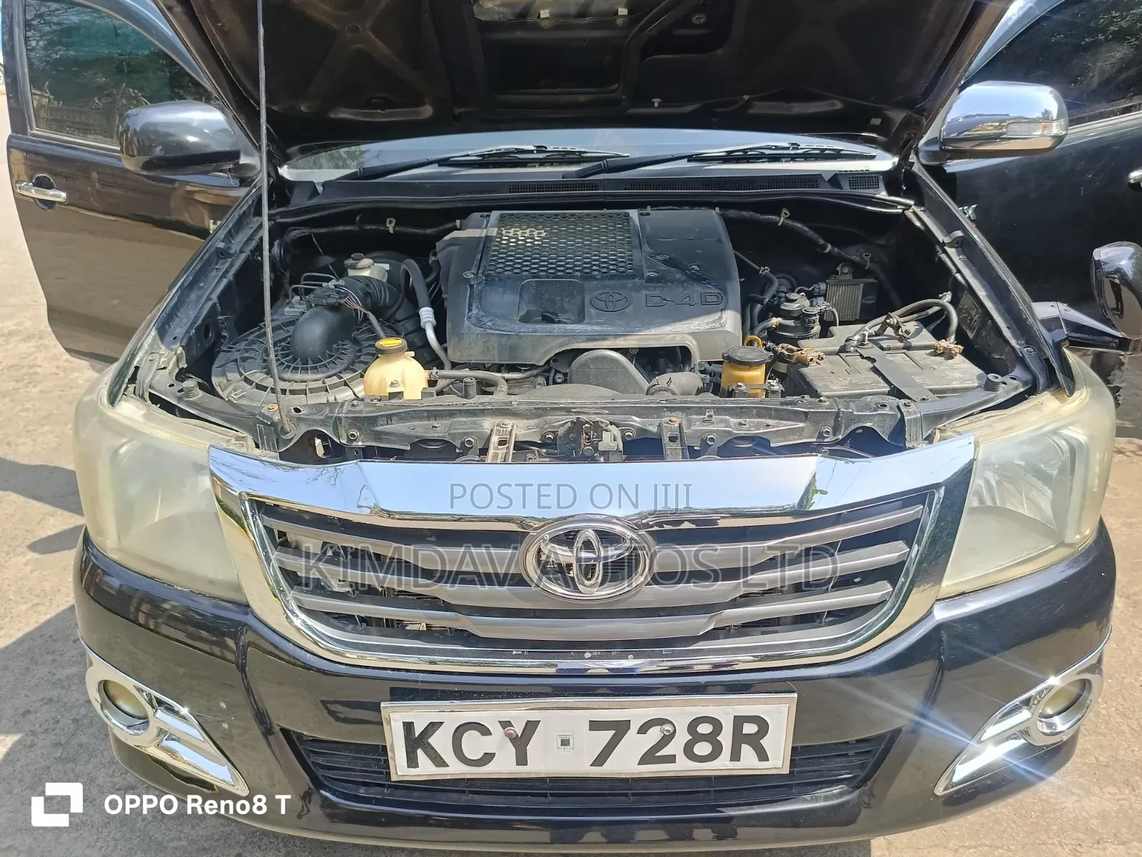 Toyota Hilux 2013 Black