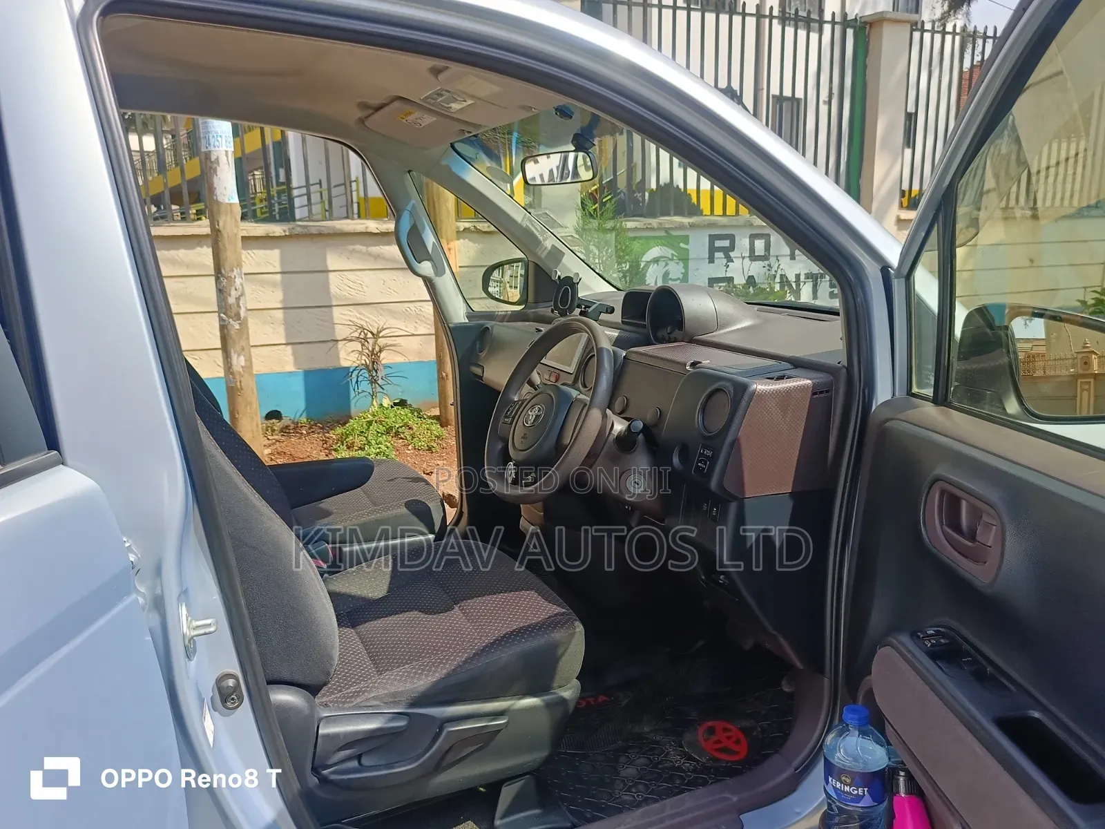 Toyota Spade 2014 Blue