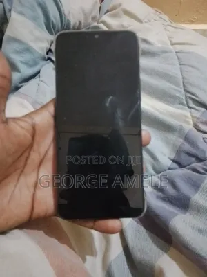 Infinix Hot 12i 64 GB Black