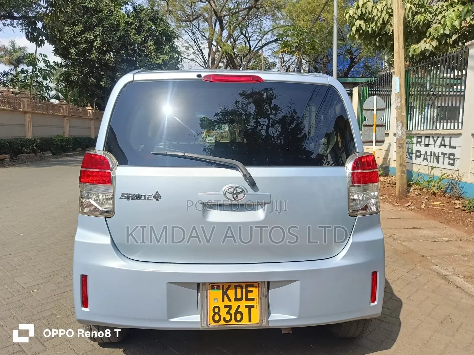 Toyota Spade 2014 Blue
