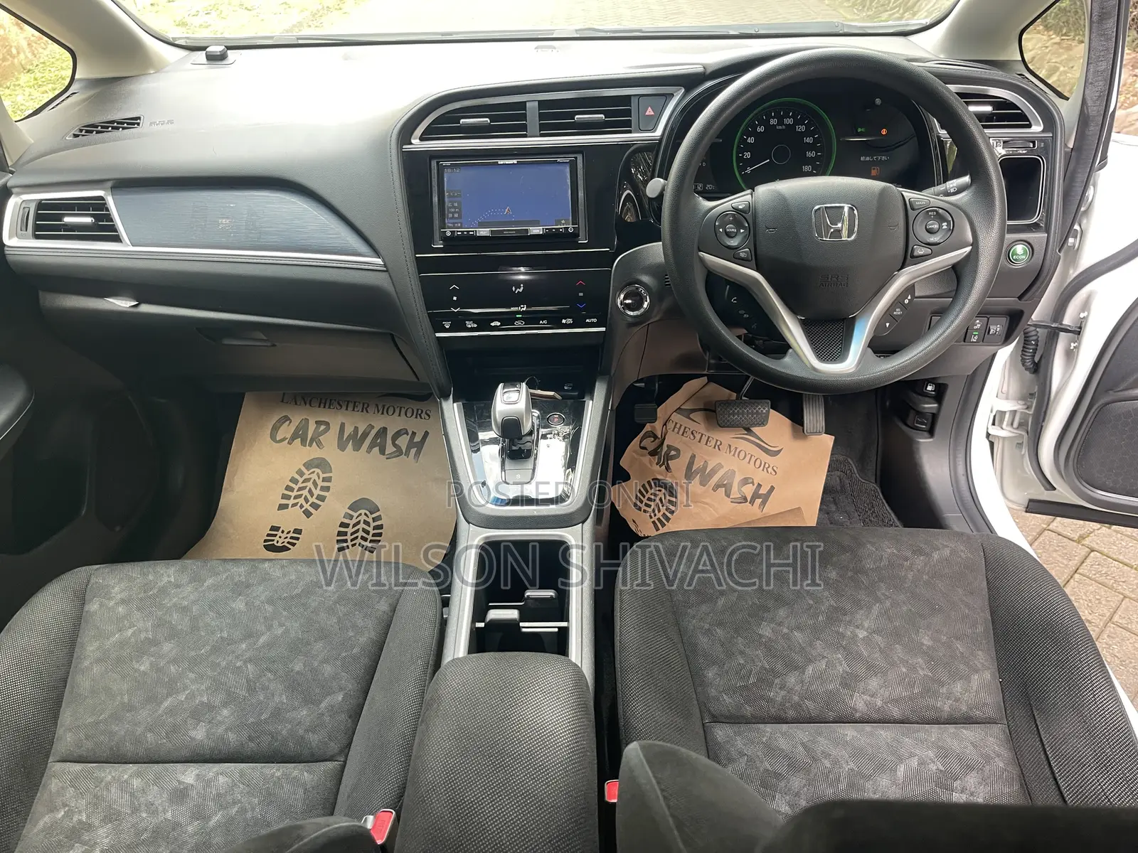 Honda Fit Shuttle 1.5 Hybrid 2WD 2019 White