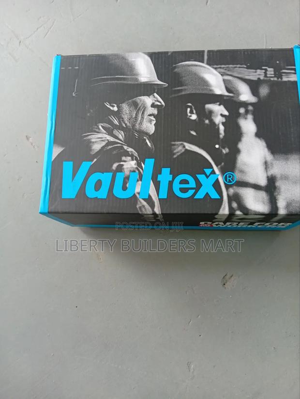Vaultex Safety Boots - thumbnail 2