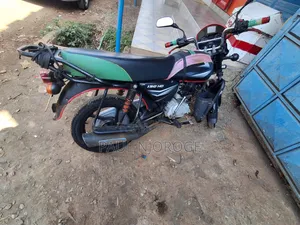 Bajaj Boxer 150 UG 2025 Black
