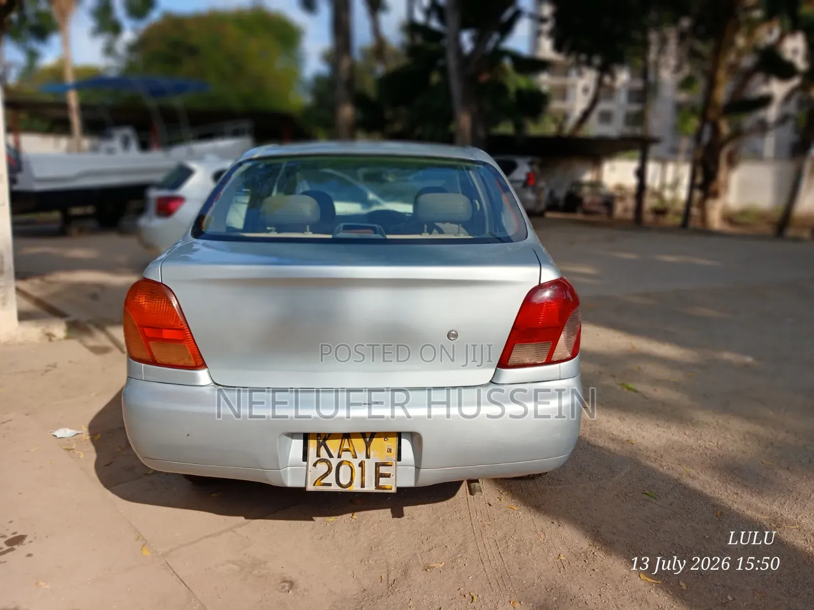 Toyota Platz 2000 Silver