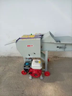 High-Speed Silage Processing Machine With 7.5hp Petrol Engine