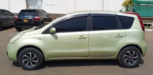 Nissan Note 2008 Green