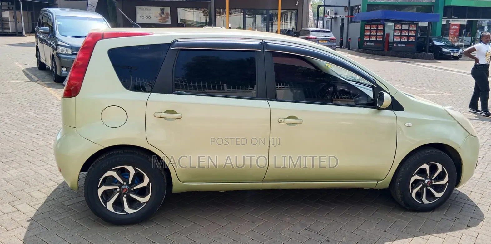 Nissan Note 2008 Green