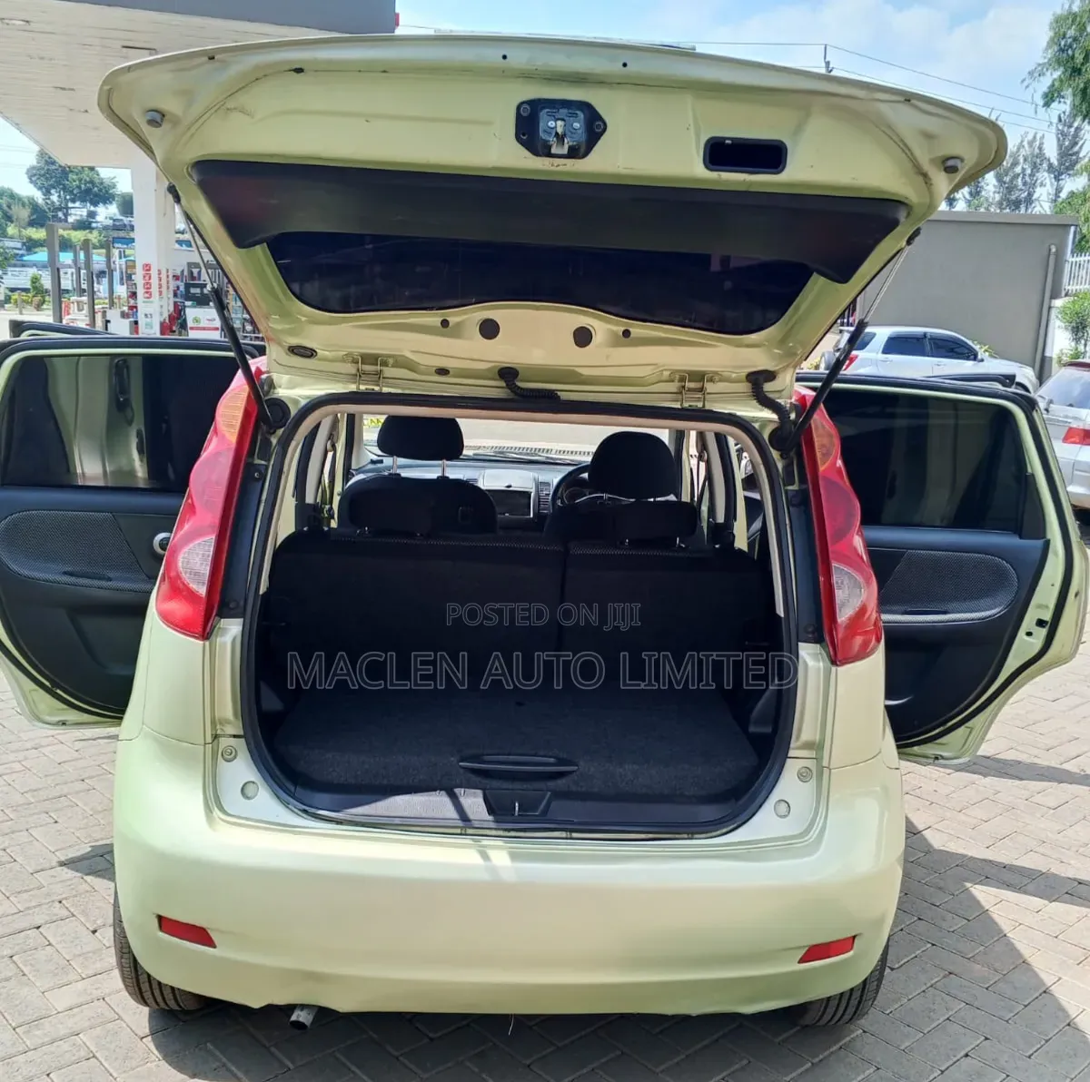 Nissan Note 2008 Green