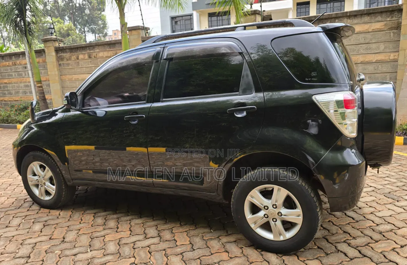Toyota Rush 2012 Black