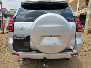 Toyota Land Cruiser Prado 2019 Silver