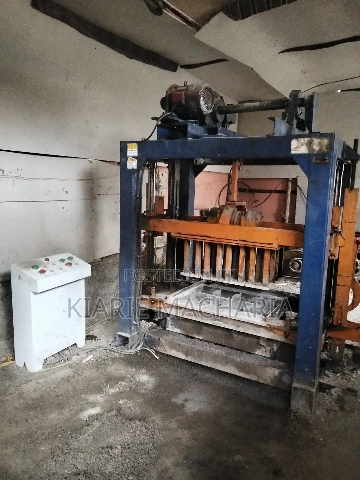 Qtj4- Semi Automatic Concrete Block Pavers Machine
