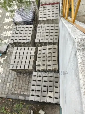 Qtj4- Semi Automatic Concrete Block Pavers Machine