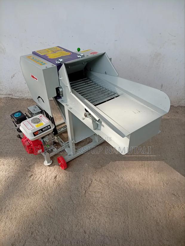 High Capacity Chaff Cutter Machine – 600kg/Hr Output 7.5hp