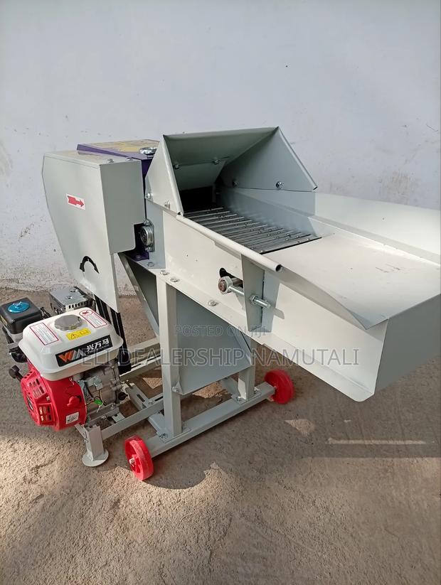 7.5hp Petrol High Speed Chaff Cutter With Automatic Chain Feeding - main view