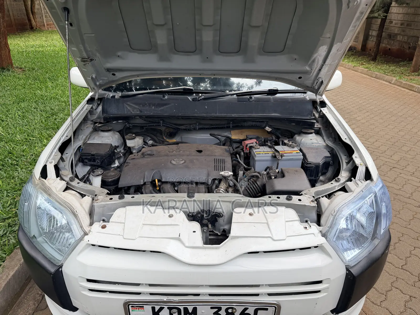 Toyota Succeed SV Premium 2016 White