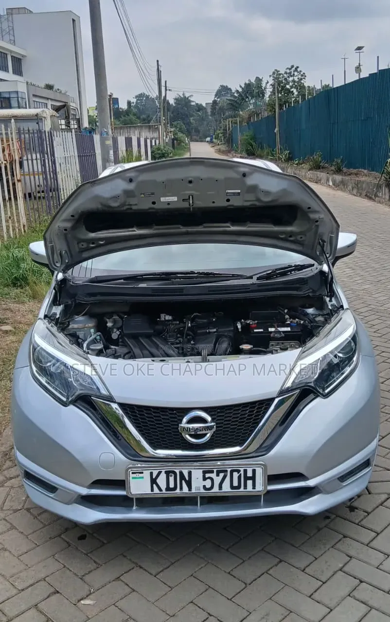 Nissan Note 2018 Silver