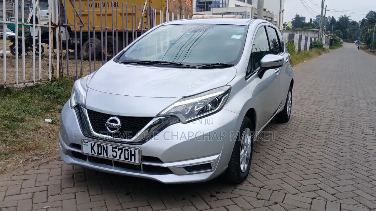 Nissan Note 2018 Silver