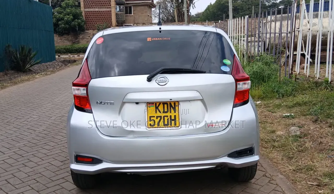 Nissan Note 2018 Silver