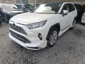 Toyota RAV4 2020 White