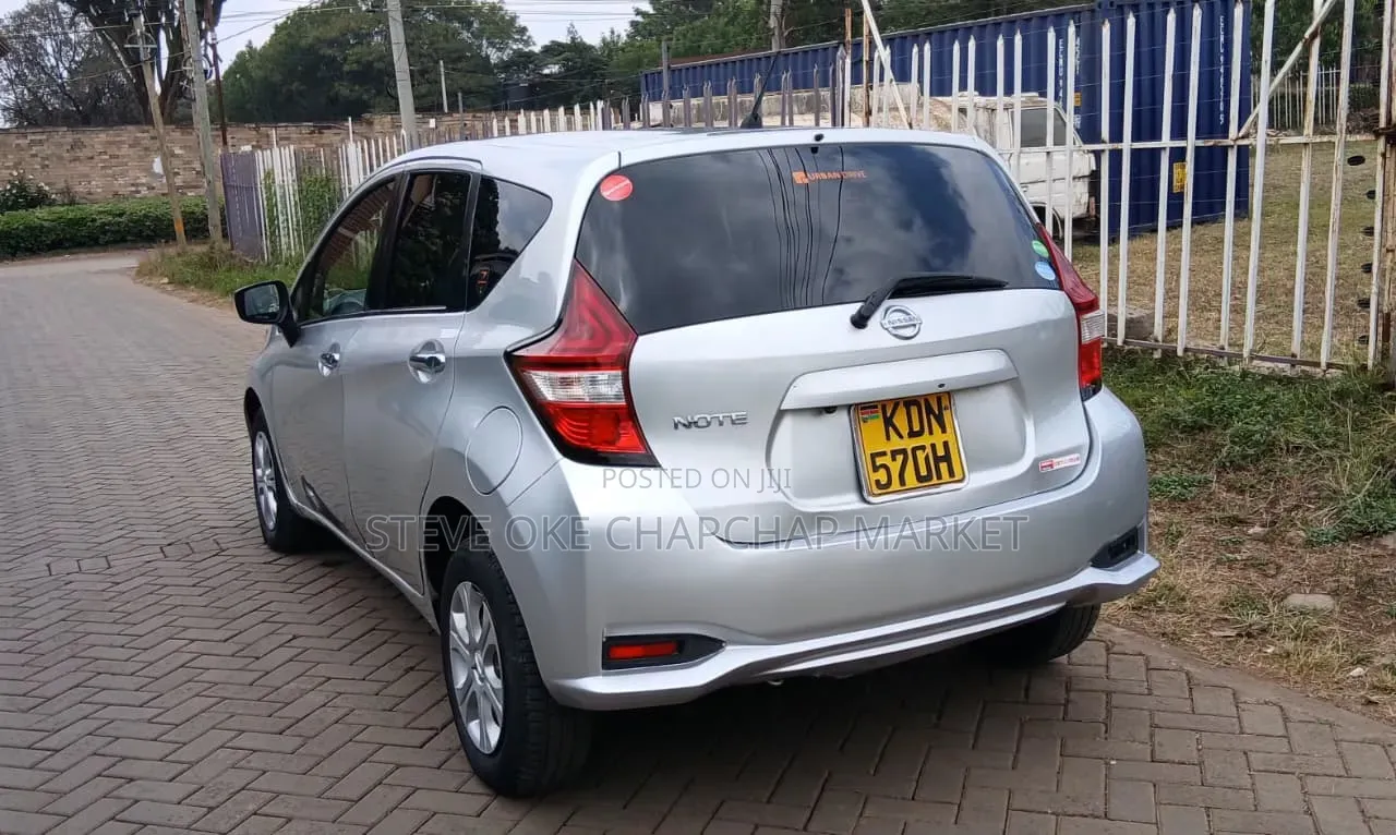 Nissan Note 2018 Silver