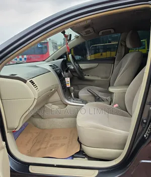 Toyota Axio 2010 Gray