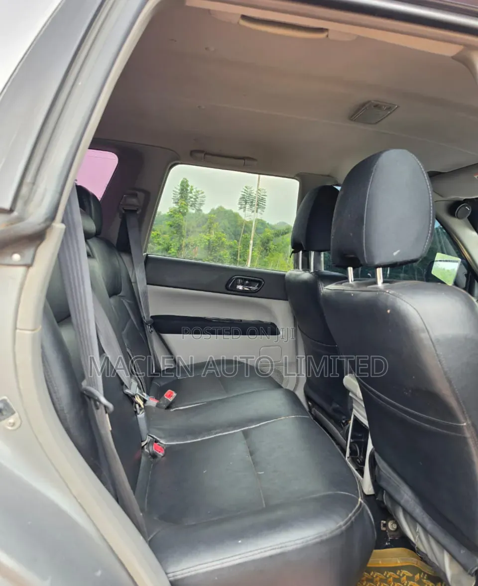 Subaru Forester 2006 Silver