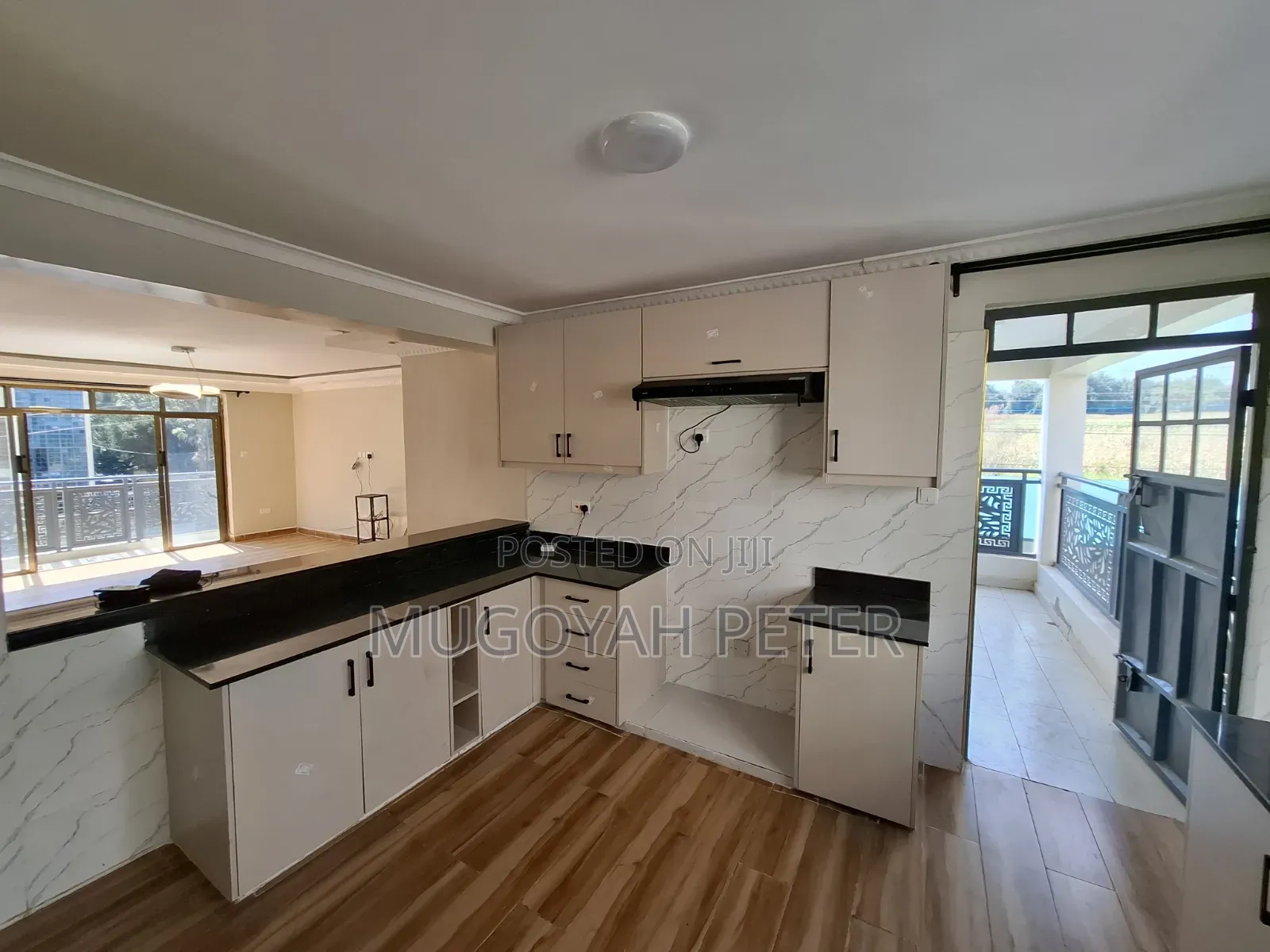 3bdrm Townhouse / Terrace in Kerarapon, Karen C for rent