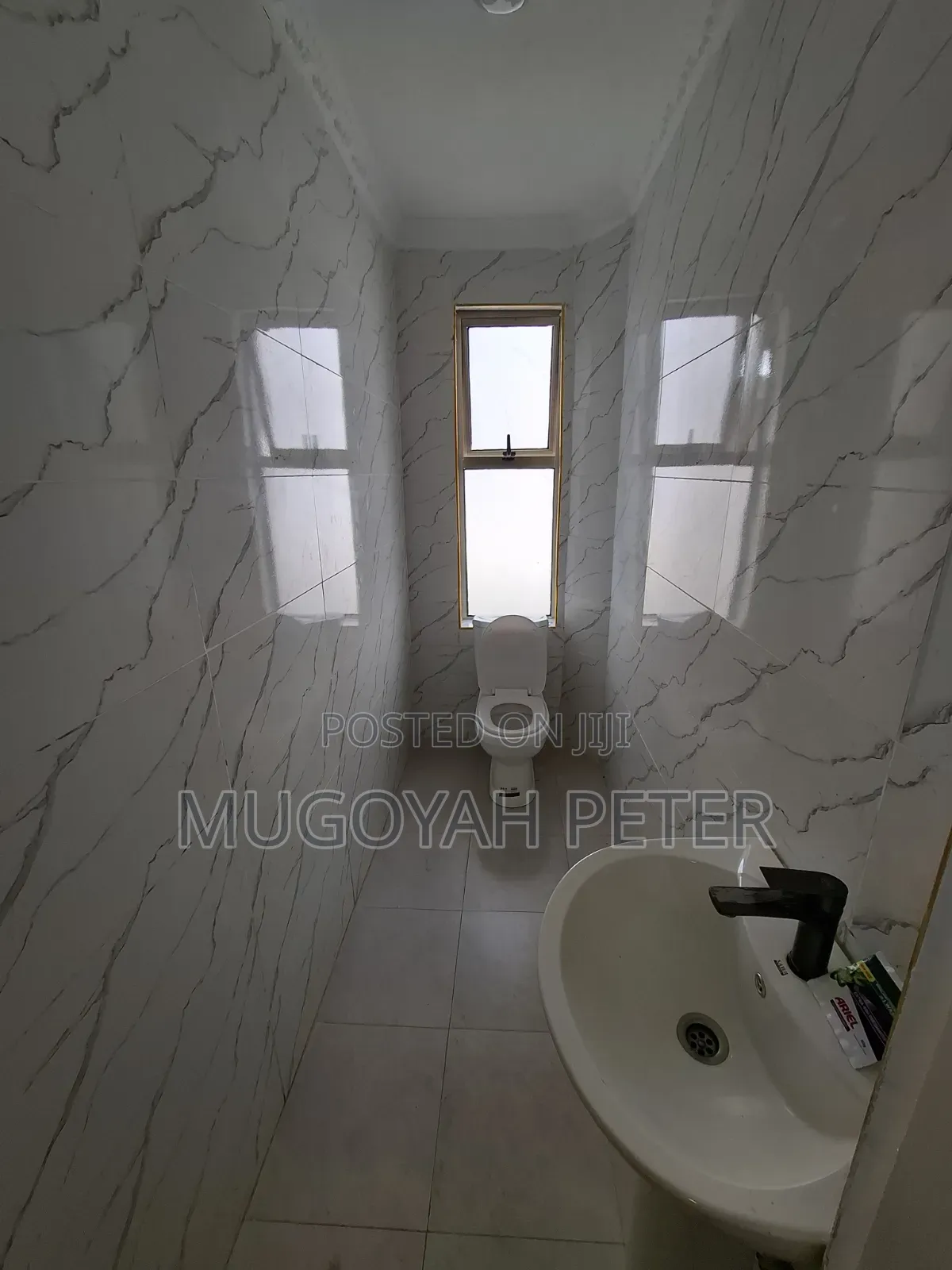 3bdrm Townhouse / Terrace in Kerarapon, Karen C for rent