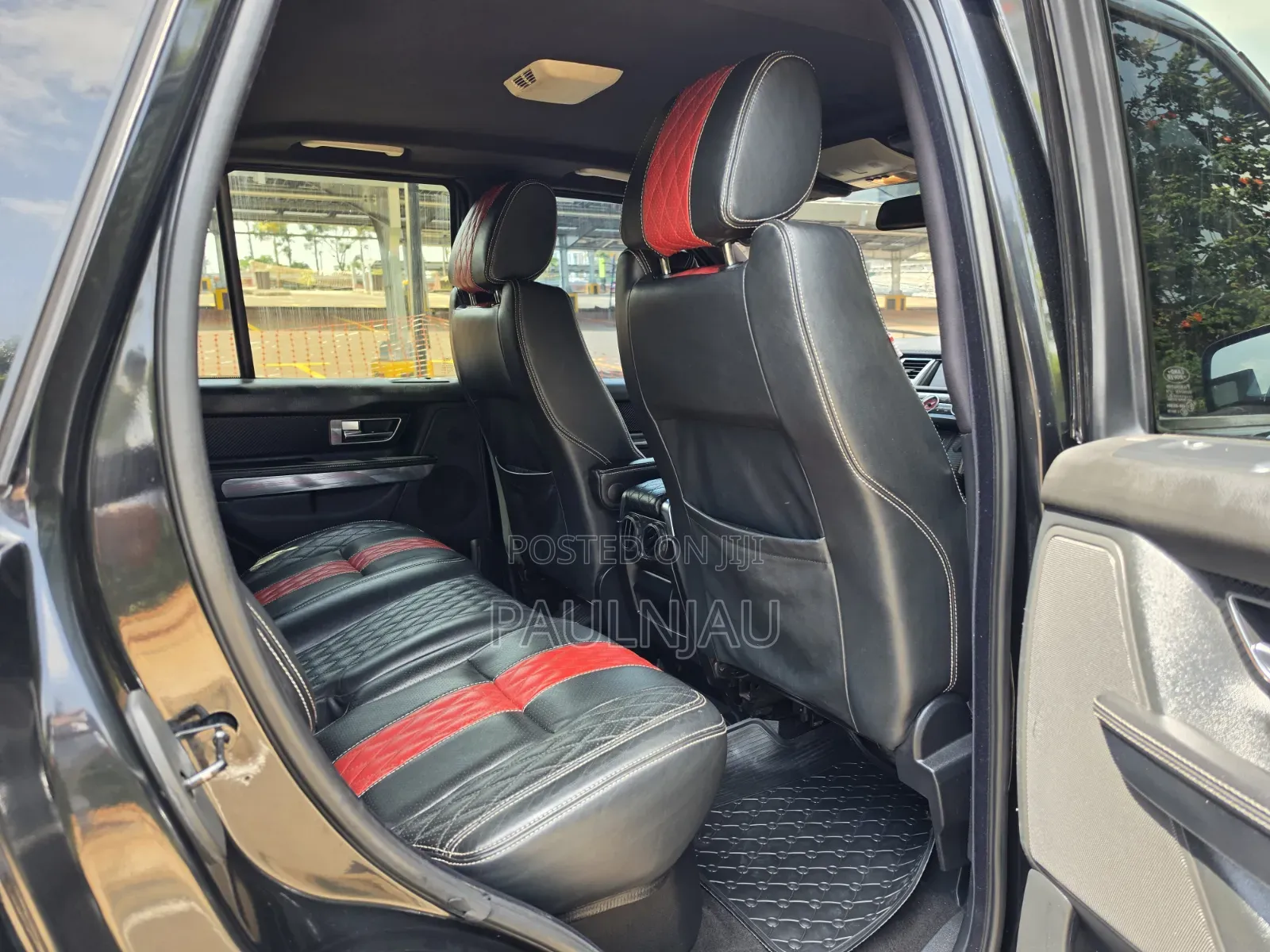 Land Rover Discovery 2011