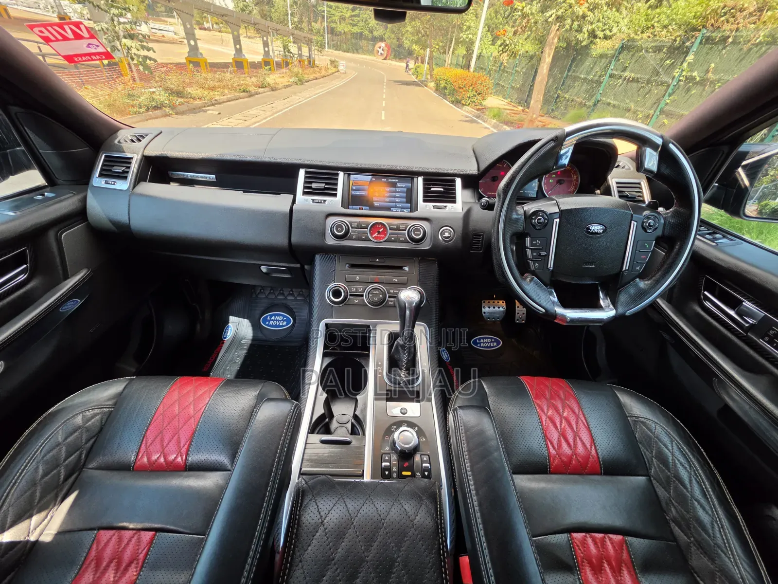 Land Rover Discovery 2011