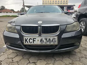 BMW 320i 2008 Black