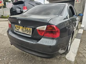 BMW 320i 2008 Black
