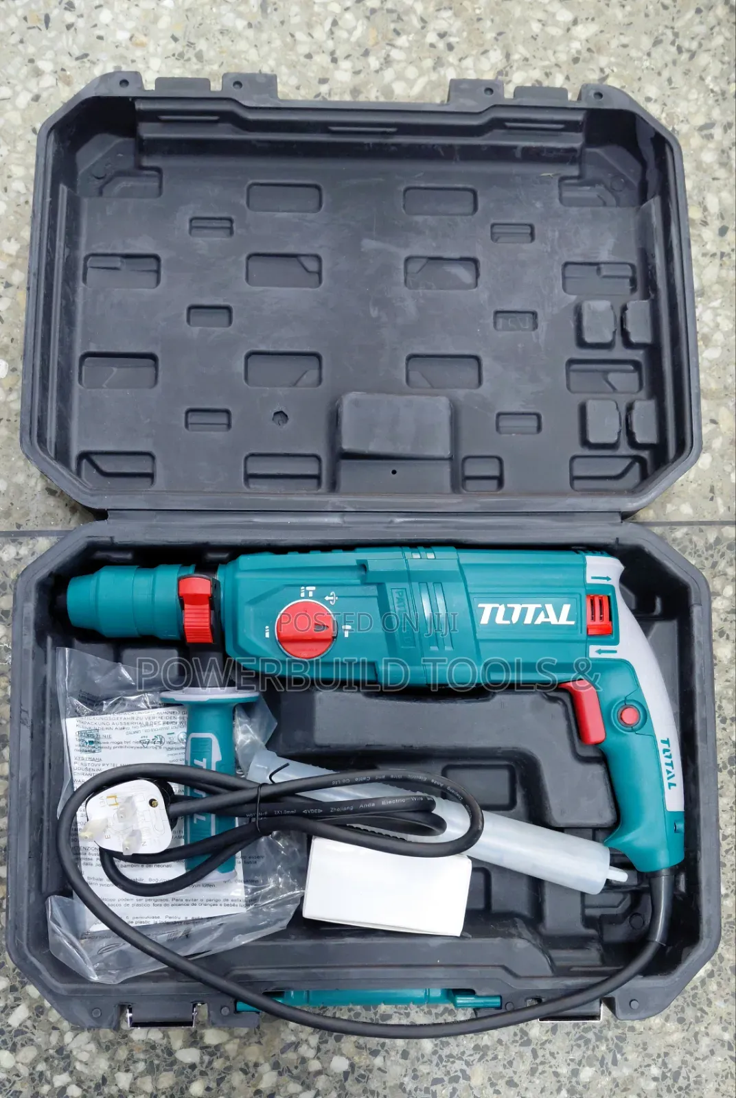 Total Branded Th308268-2 800w Rotary Hammer With Bits
