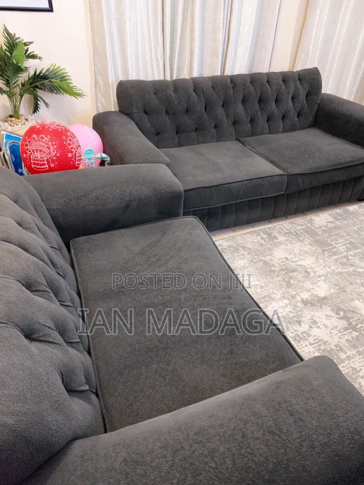Super Comfy 5-Seater Sofa With Spring