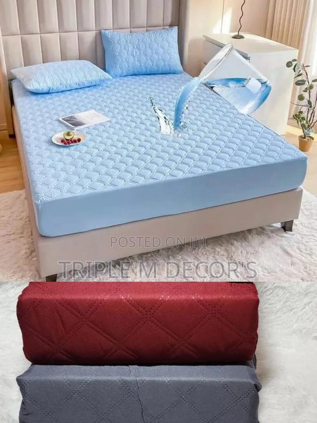 Premium Modern 4 by 6 Mattress Protectors - main view